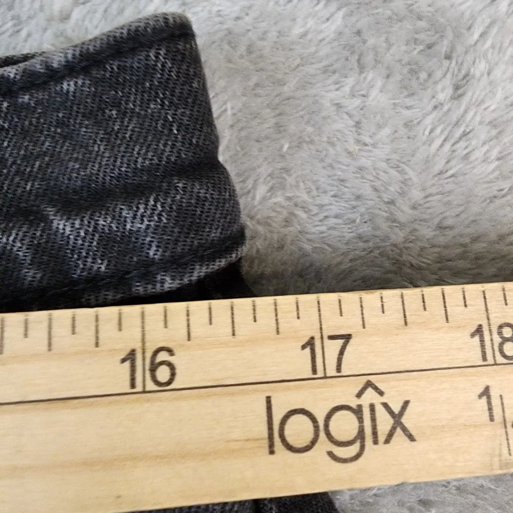 Levi Strauss 412 Jean Shorts Mens Size 32 Faded Black Denim Cutoff Slim Taper